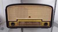 MANTEL RADIO