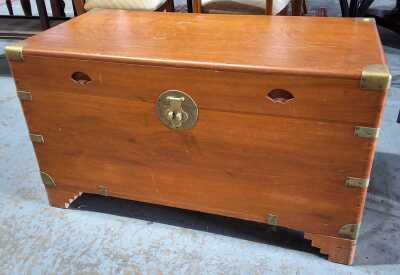 Camphorwood Chest
