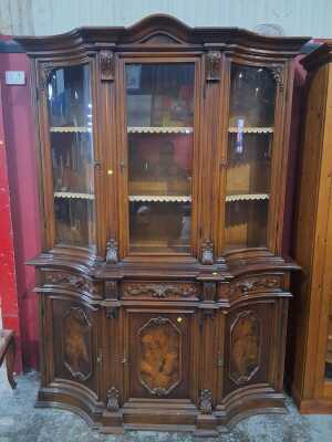 Display Cabinet