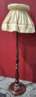 STANDARD LAMP