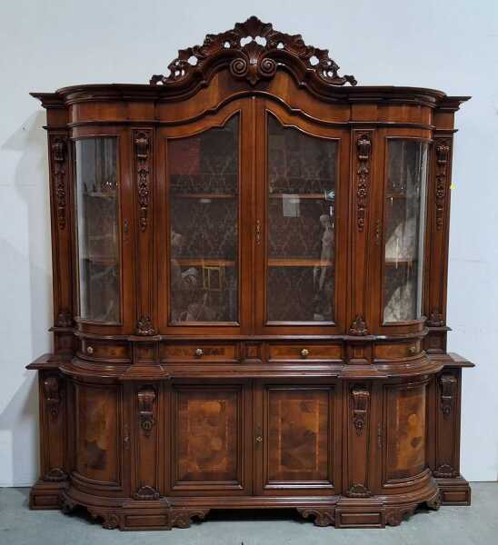 DISPLAY CABINET
