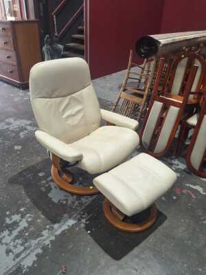 17 · STTRESSLESS CHAIR