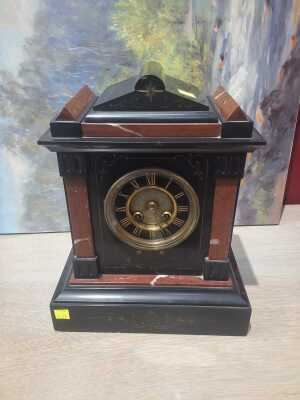 Mantle Clock