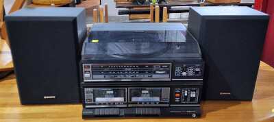 Retro Stereo