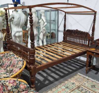 Four Poster Bed