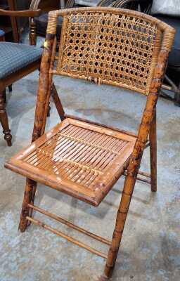 383 · COLLAPSIBLE CHAIR