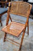 COLLAPSIBLE CHAIR
