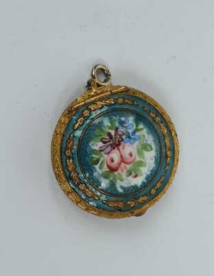1010 · ENAMELLED PILL BOX