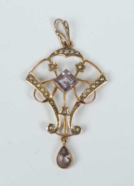 GOLD PENDANT