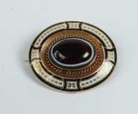 MEMENTO BROOCH