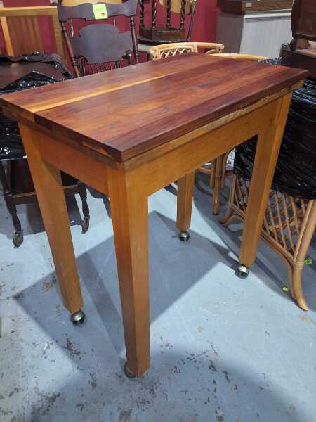 KITCHEN ISLAND BLOCK