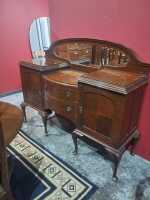 SIDEBOARD