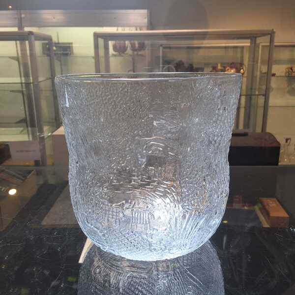 SCANDINAVIAN GLASS BOWL