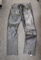 LEATHER PANTS