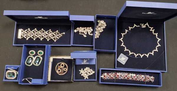 SWAROVSKI JEWELLERY