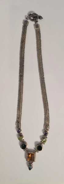 SILVER NECKLACE