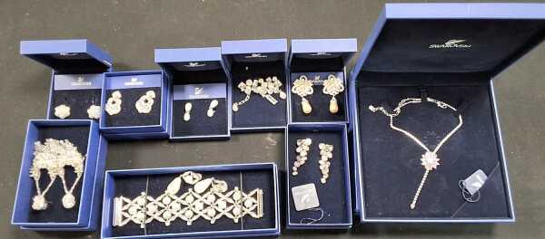 SWAROVSKI JEWELLERY