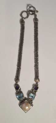 1042 · SILVER NECKLACE