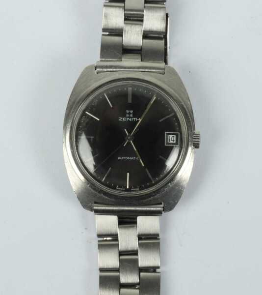 WRISTWATCH