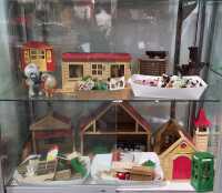 SYLVANIAN FAMILIES