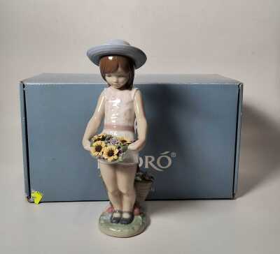 Lladro Figure