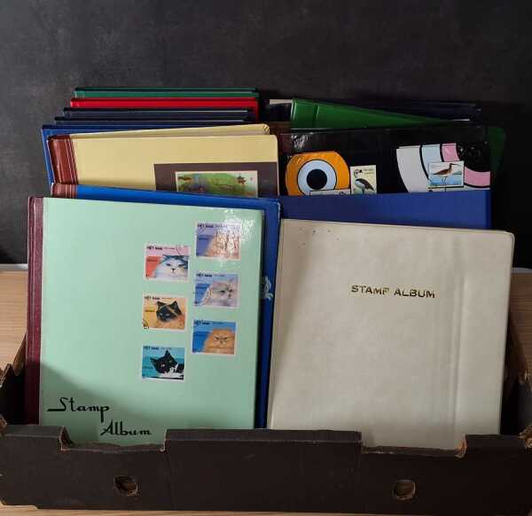STAMP ALBUMS