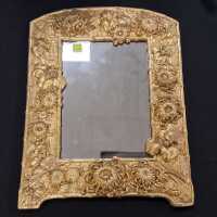GILT PICTURE FRAME