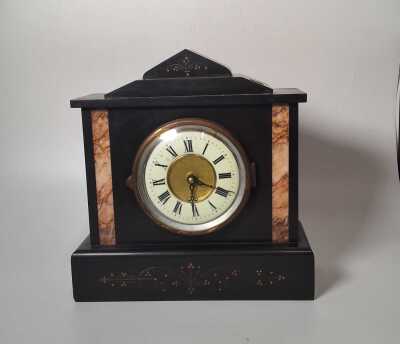 Mantel Clock