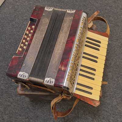 1363 · ACCORDION