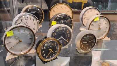 Table Clocks