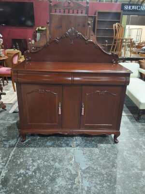 Chiffonier