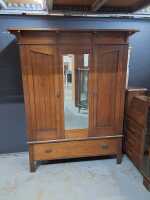 WARDROBE