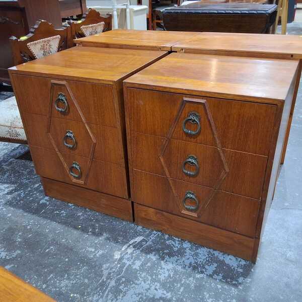 BEDSIDE CABINETS
