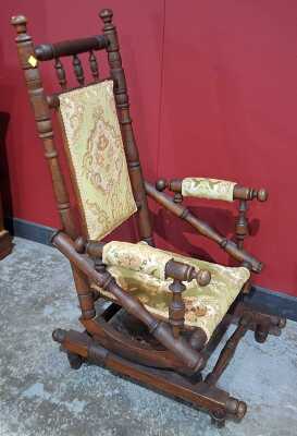 Dexter Rocker