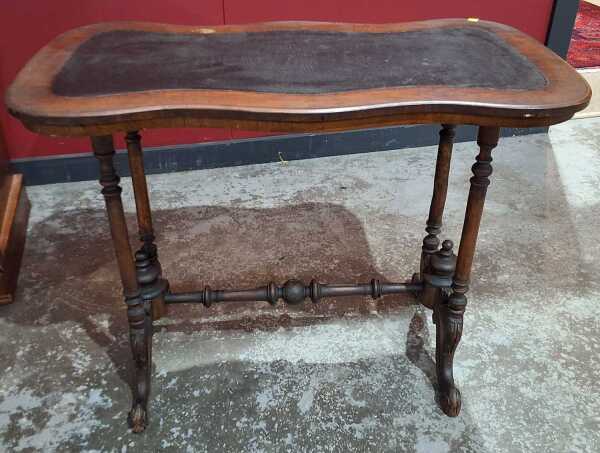 OCCASIONAL TABLE