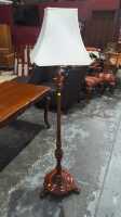 STANDARD LAMP