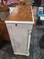 CHEST OF DRAWERS - 3