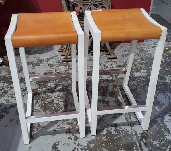 BARSTOOLS