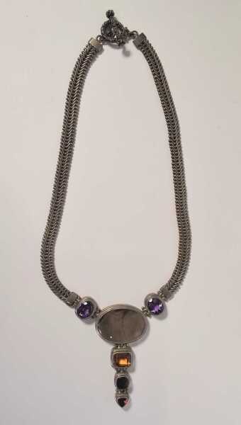 SILVER NECKLACE