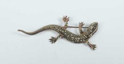 1017 · SILVER BROOCH