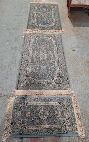 RUGS