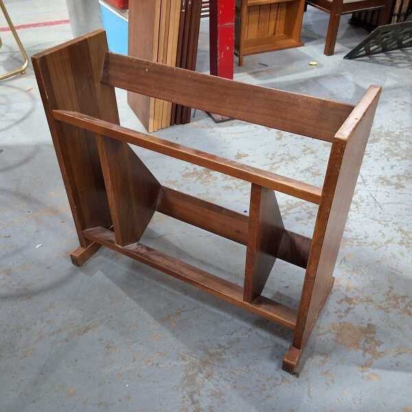 SHOE RACK