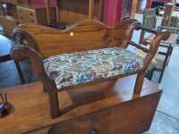 DOLLS COUCH