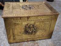 EMBOSSED TRUNK