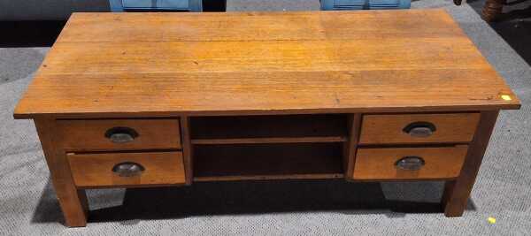 ENTERTAINMENT UNIT