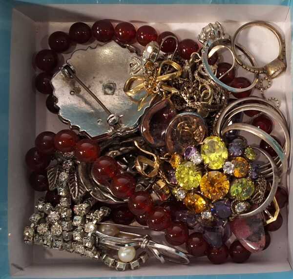 JEWELLERY