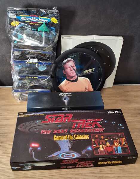 STAR TREK COLLECTABLES