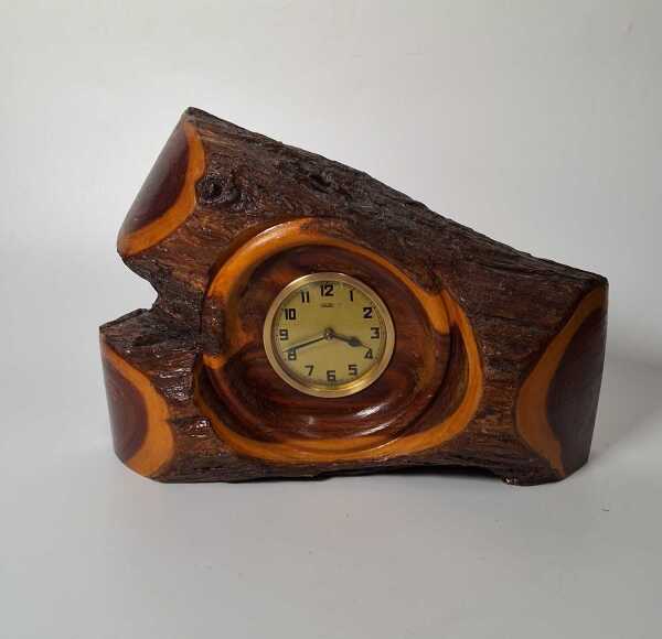 MANTEL CLOCK