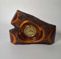 MANTEL CLOCK