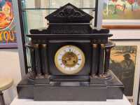 MANTEL CLOCK